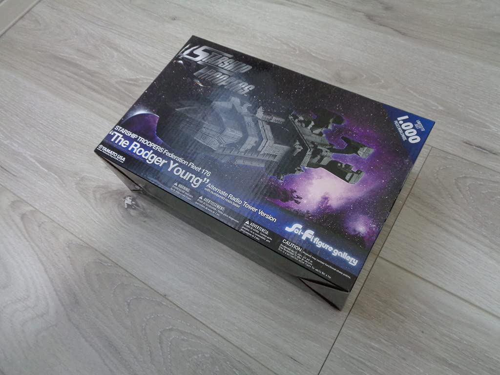 Amazon | スターシップ・トルーパーズ ロジャー・ヤング号 Sci-Fi